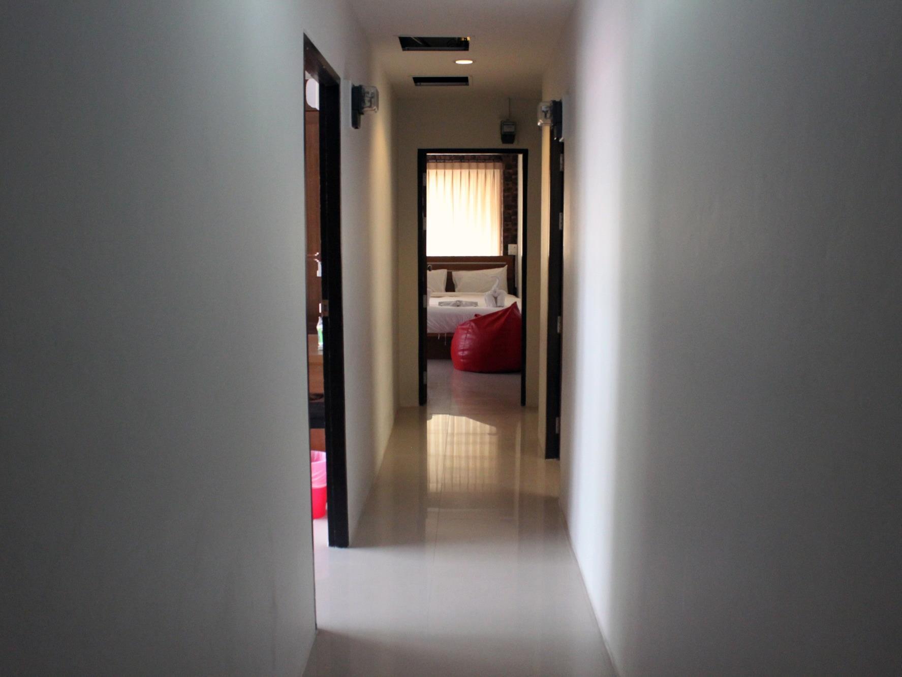 Coffee Mania House Hotel Phuket Exterior foto